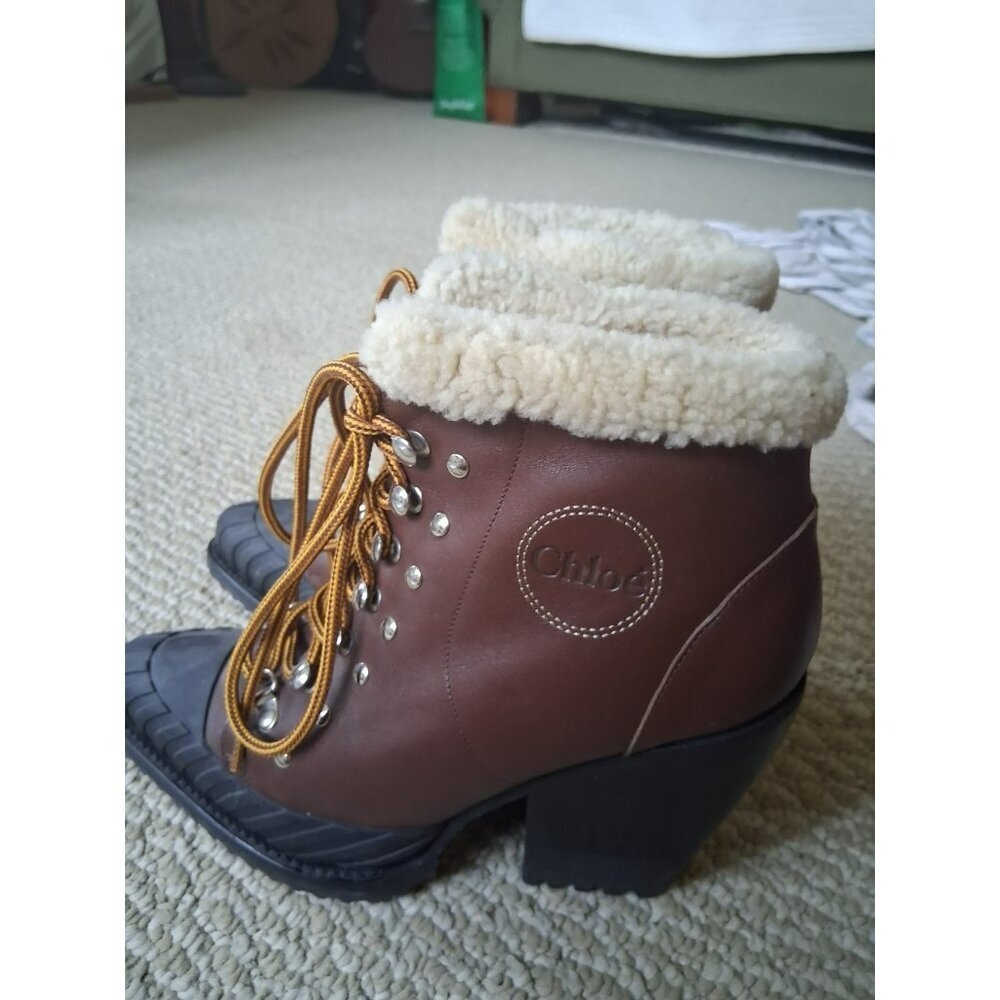 Chloe Rylee Shearling-lined leather ankle boots EU size 40, 9 - Picture 4 of 4